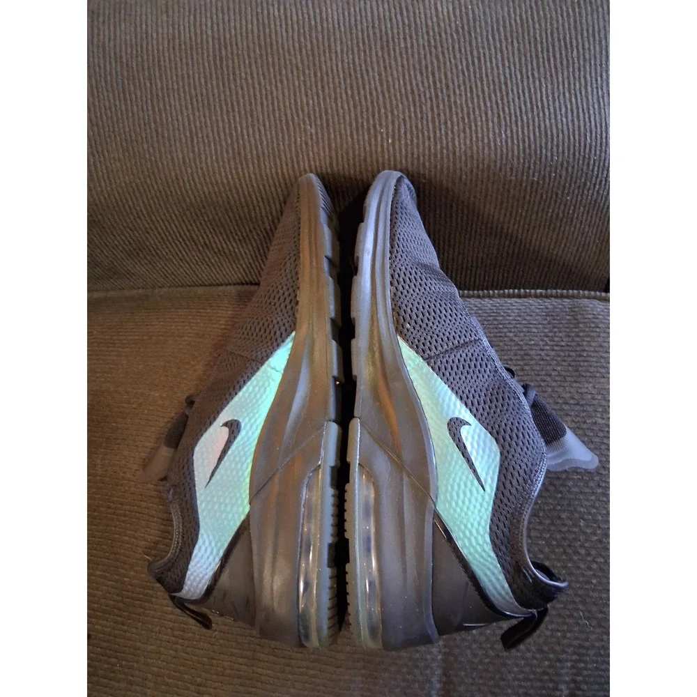 Nike Air Max‎ Motion 2 Mens 12 